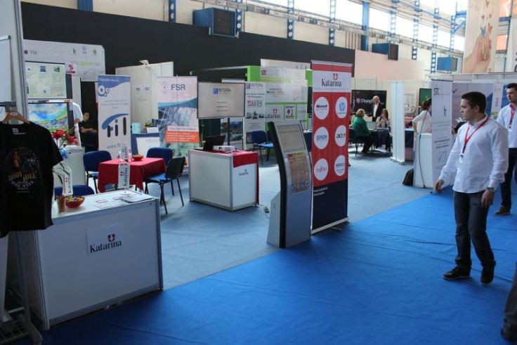sit2014_stand4